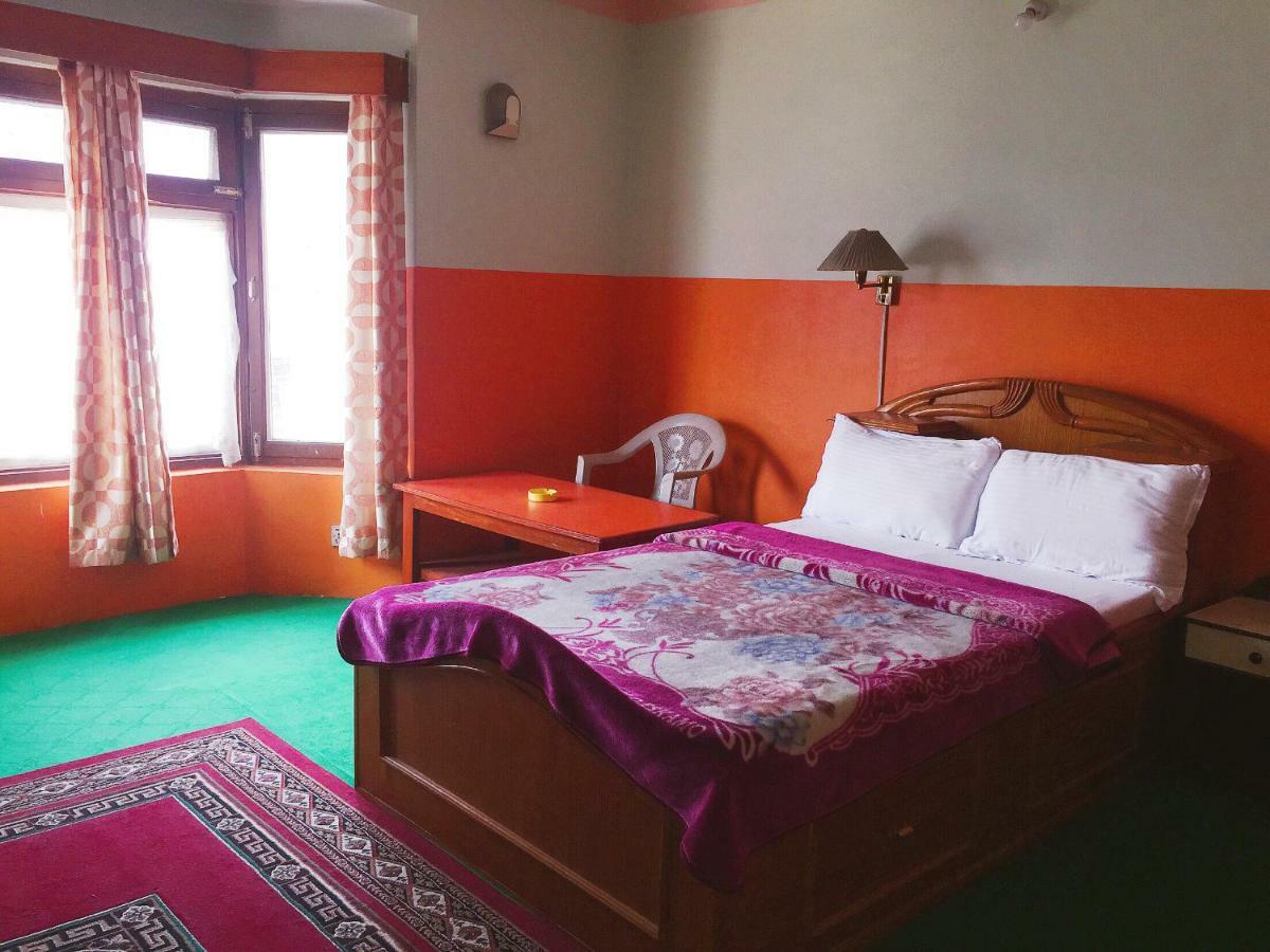 Hotel Mount Heaven Pokhara Exterior photo
